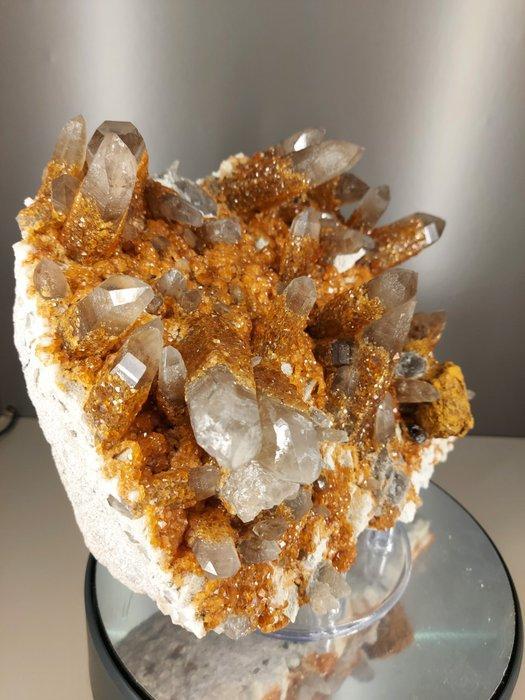 Kwarts Kristallen op matrix - Hoogte: 16 cm - Breedte: 19, Verzamelen, Mineralen en Fossielen