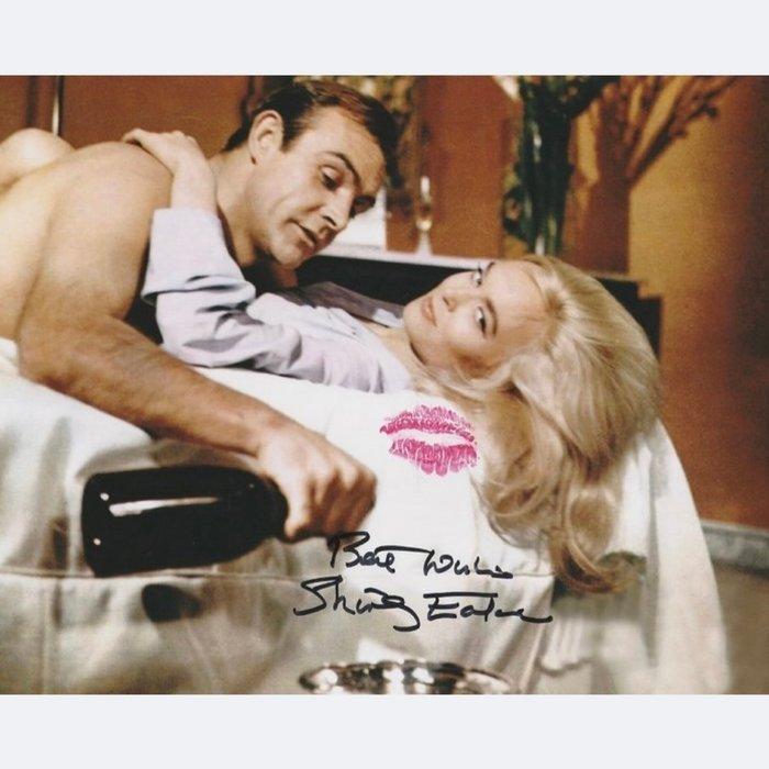 James Bond 007: Goldfinger - Signed by Shirley Eaton (Jill, Verzamelen, Film en Tv