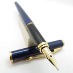 Pilot - Cavalier (navy blue) - Gold plated alloy nib (F) -, Verzamelen, Pennenverzamelingen, Nieuw