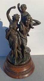 naar Claude Michel Clodion (1738-1814) - sculptuur, triomf