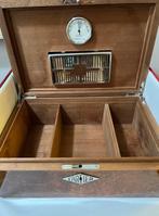 Cartier - Humidor - Cedar - Cartier Limited, Verzamelen, Nieuw
