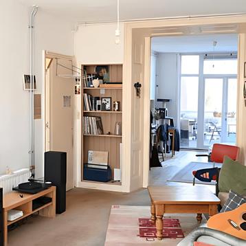 Appartement met balkon en tijdelijke huur beschikbaar voor biedingen