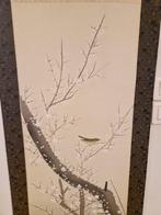 Prachtige bloemen- en vogelschilderij van pruimbloesem en