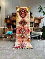 Moderne Marokkaanse lopers, met de hand geweven wol, in een, Nieuw