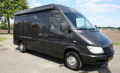 2 pers. Mercedes-Benz camper huren in Venray? Vanaf € 90 p.d, Caravans en Kamperen, Verhuur