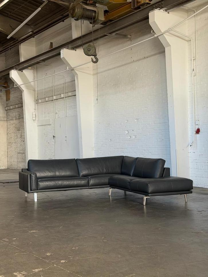 Leolux Bellice Hoekbank | Leer (NIEUWSTAAT), Huis en Inrichting, Banken | Bankstellen, 300 cm of meer, 150 cm of meer, Hoekbank