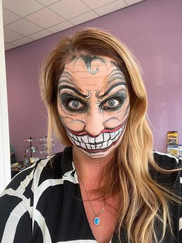 Halloween  Schmink beschikbaar voor biedingen