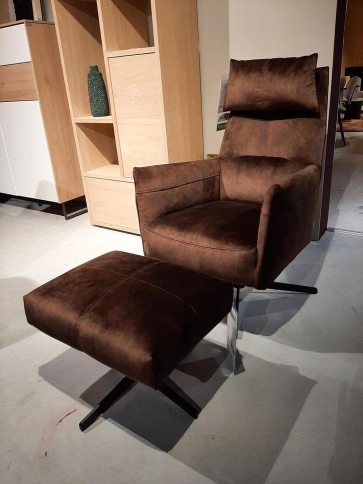 Matera fauteuil - hoge rug + hocker **SHOWROOMMODEL**, Huis en Inrichting, Fauteuils, Nieuw