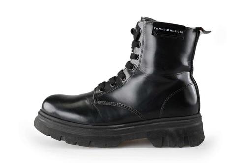 Tommy Hilfiger Veterboots in maat 35 Zwart | 10% extra, Kinderen en Baby's, Kinderkleding | Schoenen en Sokken, Jongen of Meisje