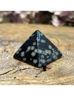 Obsidiaan sneeuwvlok piramide 35 mm, Nieuw