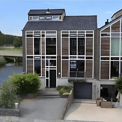 Gemeubileerde kamer te huur gevonden in Almere, Huizen en Kamers, Kamers te huur, Almere