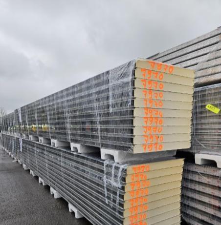 Restpartij sandwichpanelen,wandpanelen,100 mm, 80st.8 meter, Doe-het-zelf en Verbouw, Platen en Panelen, Zo goed als nieuw, 100 mm of meer