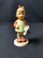 Beeldje - Vintage Hummel Goebel - Statuetta Natures Gift