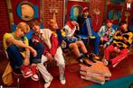Poster BTS Crew 91,5x61cm, Verzamelen, Posters, Verzenden, Nieuw, A1 t/m A3
