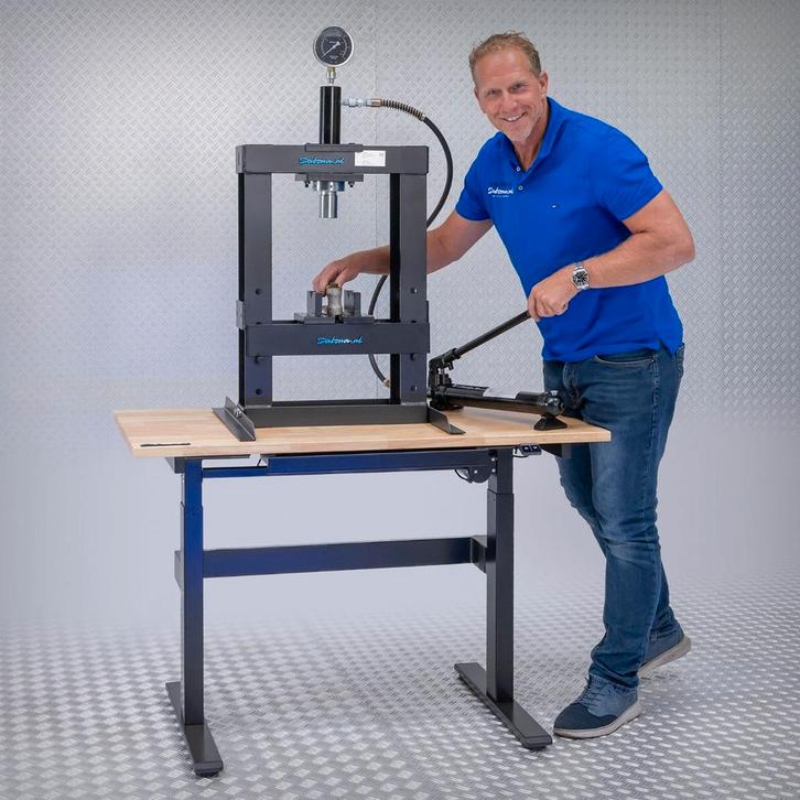 Datona Werkplaatspers 10 ton + Perspennen - Datona - Zwart, Doe-het-zelf en Verbouw, Overige Doe-het-zelf en Verbouw, Nieuw, Ophalen of Verzenden