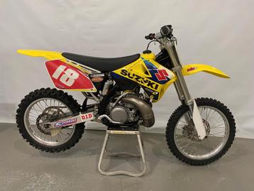 Suzuki RM250 2003 beschikbaar voor biedingen