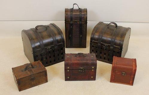 Kist (6) - Hout, Leder - Opbergkisten, Antiek en Kunst, Curiosa en Brocante