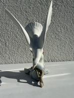 Lladró - Figuur - Dove - Beenderporselein