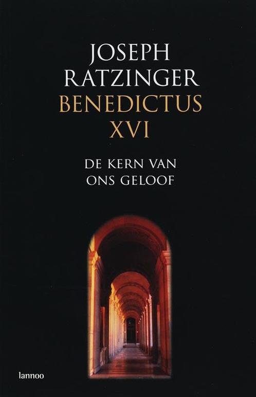 De kern van ons geloof 9789020966459 J. Ratzinger, Boeken, Godsdienst en Theologie, Zo goed als nieuw, Verzenden