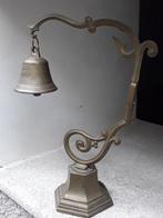 Decoratief ornament - Italië - Messing tafelbel, Antiek en Kunst