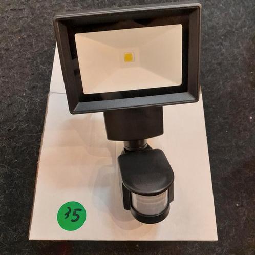 Buitenlamp tuinlamp buitenverlichting | laatste op voorraad!, Tuin en Terras, Buitenverlichting, Bewegingssensor, Waterbestendig