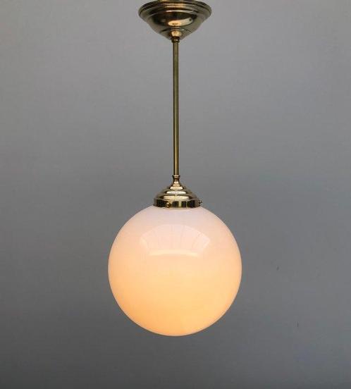 Plafondlamp - Opaline glas, Antiek en Kunst, Antiek | Lampen