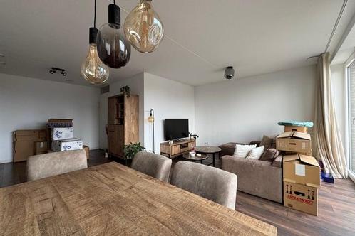 Te huur  Rotterdam 2 kamer(s), Adolphine Kokplein, Huizen en Kamers, Huizen te huur, Direct bij eigenaar, Zuid-Holland, Appartement