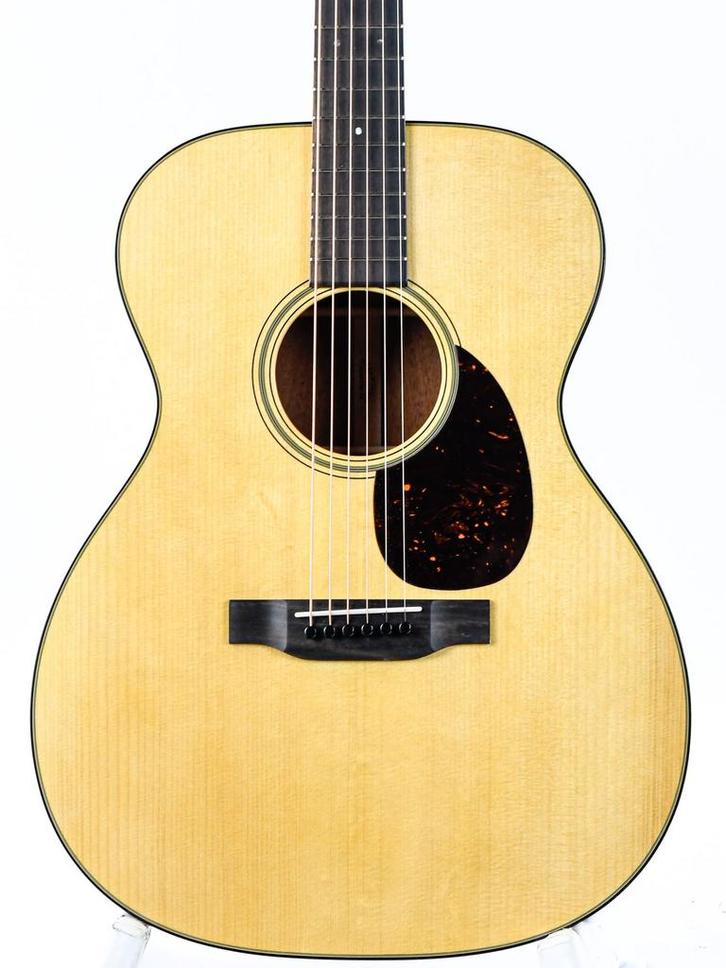 Martin Custom Shop OM18 2024 (Akoestische Gitaren), Muziek en Instrumenten, Snaarinstrumenten | Gitaren | Akoestisch, Western- of Steelstringgitaar