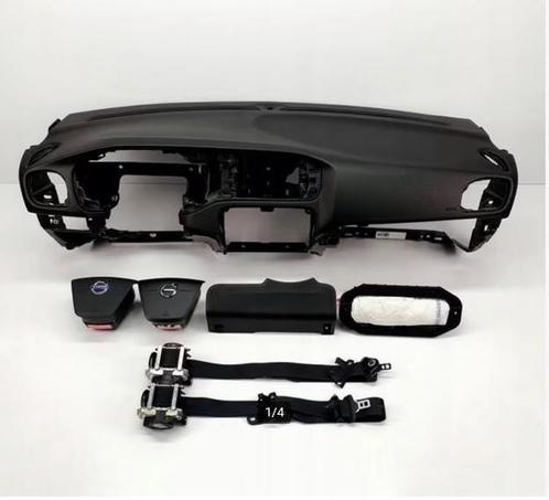 Dashboard + Airbags + Veiligheidsgordels volvo v40, Auto-onderdelen, Dashboard en Schakelaars, Gereviseerd, Volvo, Verzenden