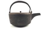 Theepot (1) - Sake kettle (chshi) - IJzer (gegoten/gesmeed)