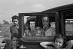 Arthur Rothstein - The family of a migratory fruit worker