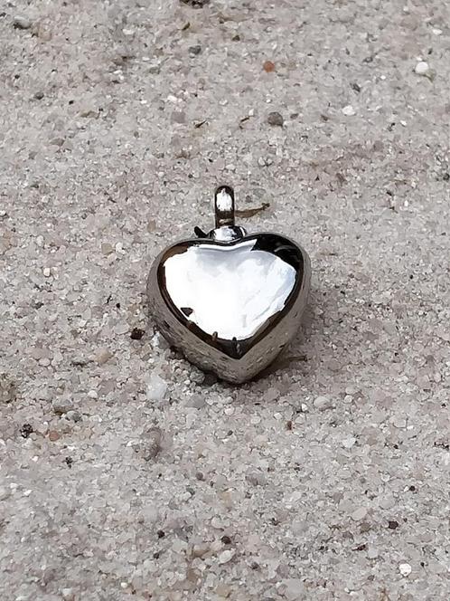 Gedenk sieraad - RVS hartje - voor bewaren van as -, Sieraden, Tassen en Uiterlijk, Overige Accessoires, Verzenden
