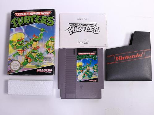 NES - Teenage Mutant Hero Turtles - Boxed CIB (D-Grading), Spelcomputers en Games, Games | Nintendo NES, Ophalen of Verzenden