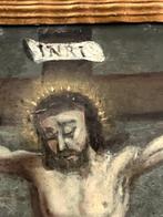 Ecole dEurope centrale - Christ en Croix datant du XVIIIè (