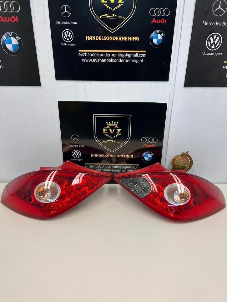 Opel Corsa 1.4i achterlicht set rechts en links bj.2008, Auto-onderdelen, Verlichting, Gebruikt, Opel