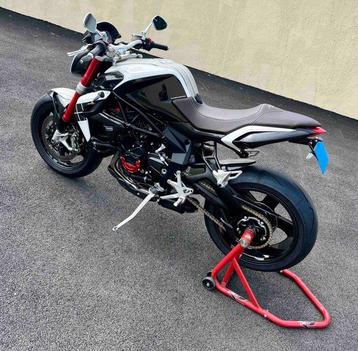 MV Agusta - Brutale - 800 RR - Carbon Edition - 2015 beschikbaar voor biedingen