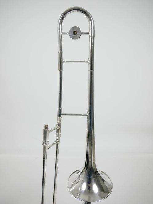 Gebruikte Courtois Trombone model 135 small bore, Muziek en Instrumenten, Blaasinstrumenten | Trombones, Gebruikt, Met koffer