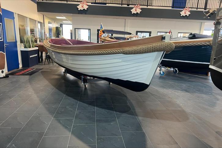 Enkhuizen 570 3 cilinder 2010, Watersport en Boten, Sloepen, Binnenboordmotor, 10 tot 30 pk, 3 tot 6 meter, Diesel, Zo goed als nieuw