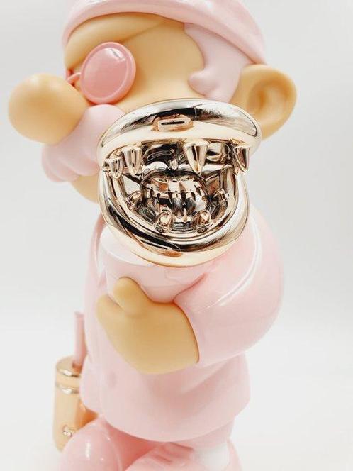 Fools Paradise - Fools Paradise x Tmall sortent Super, Antiek en Kunst, Kunst | Designobjecten