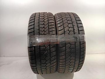 Bandenset 2 stuks Winter 225/45 R17 Ovation 2021 7.1mm/94 beschikbaar voor biedingen