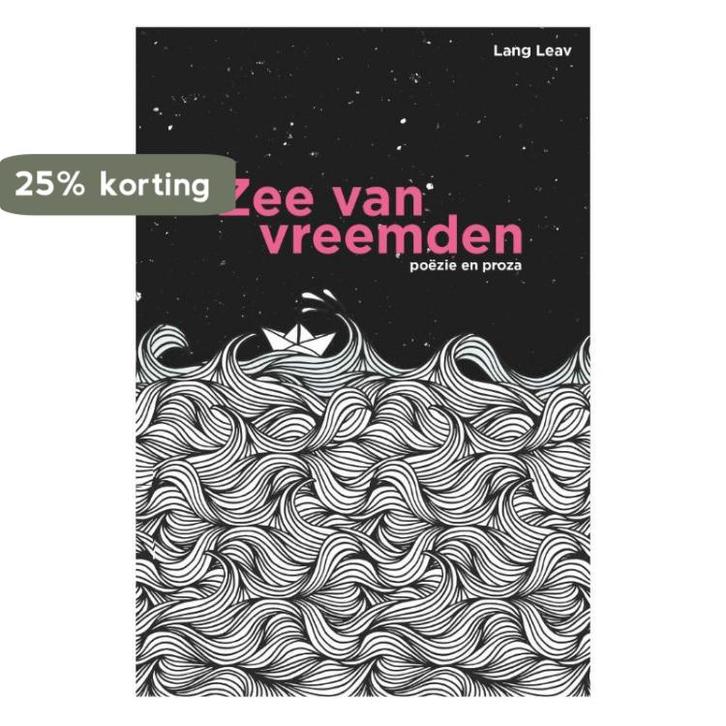 Zee van vreemden 9789045325521 Lang Leav, Boeken, Gedichten en Poëzie, Gelezen, Verzenden
