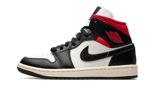 Jordan 1 Mid Black Gym Red - maat 39 (Sneakers, Schoenen), Kleding | Dames, Schoenen, Sneakers of Gympen, Nieuw, Verzenden