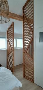 Eikenhouten roomdivider schuine lattenwand, Huis en Inrichting, Nieuw