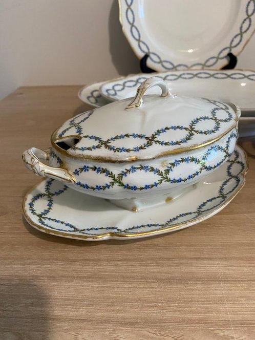 Limoges, E.Bourgeois Paris - Schotel (5) - E. Bourgeois, Antiek en Kunst, Antiek | Glas en Kristal