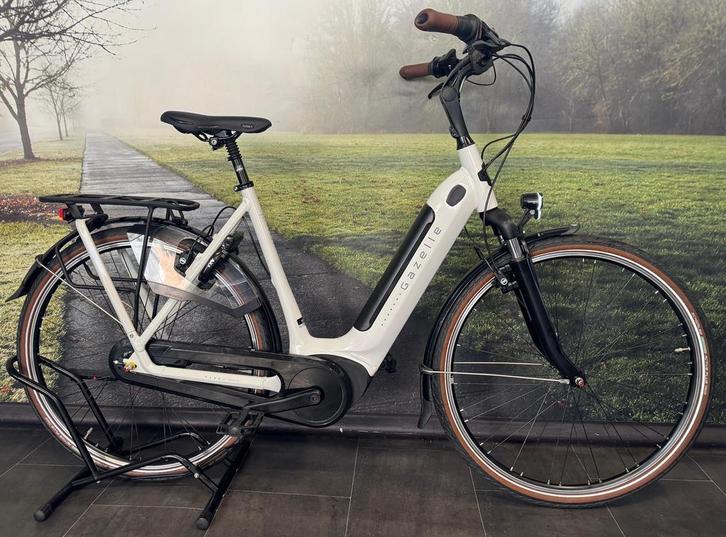 Gazelle Grenoble C7+ HMB 57CM Luxe E-Bike Elektrische Fiets, Fietsen en Brommers, Elektrische fietsen, 50 km per accu of meer