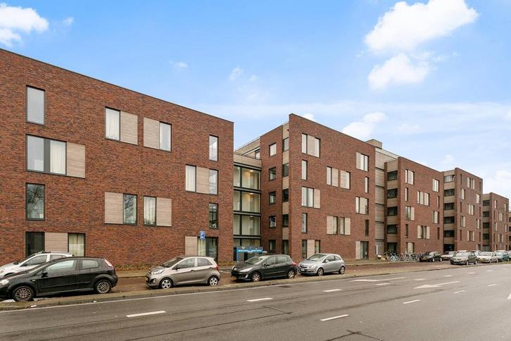 Studio te huur aan Boutenslaan in Eindhoven, Huizen en Kamers, Kamers te huur, 35 tot 50 m², Eindhoven
