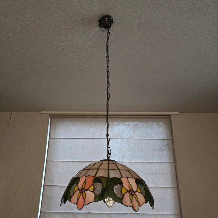 Tiffany stijl plafondlamp - Plafondlamp - Glas-in-lood, Antiek en Kunst, Curiosa en Brocante
