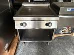 Gasbakplaat zanussi met opbergruimte, Zakelijke goederen, Horeca | Keukenapparatuur, Ophalen of Verzenden, Gebruikt