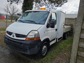 Veiling: Renault Master 2.5 dCi kipper met extra cargo-spac beschikbaar voor biedingen
