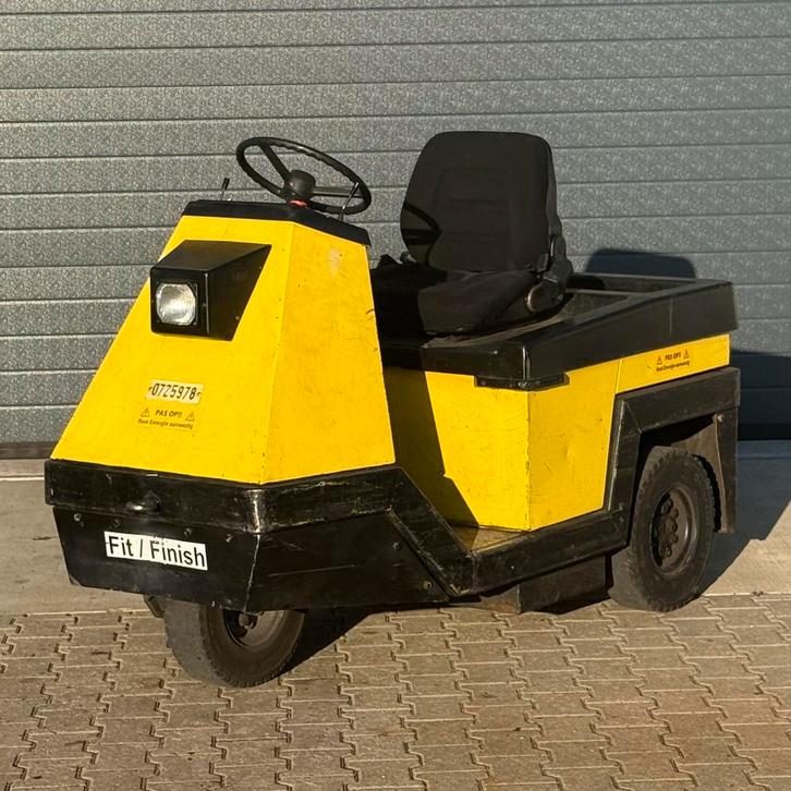 Spijkstaal 305 elektro trekker 5000KG Trekvermogen, Zakelijke goederen, Machines en Bouw | Heftrucks en Intern transport, Overige typen